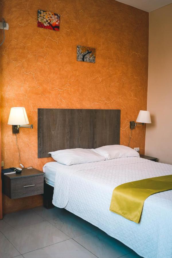 Hotel Manta Beach Madrigal Ngoại thất bức ảnh