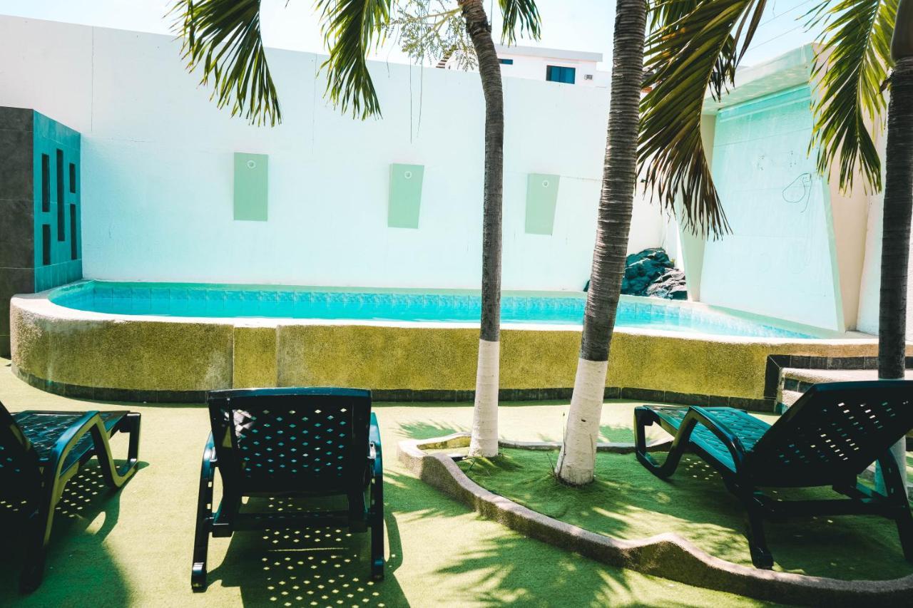 Hotel Manta Beach Madrigal Ngoại thất bức ảnh