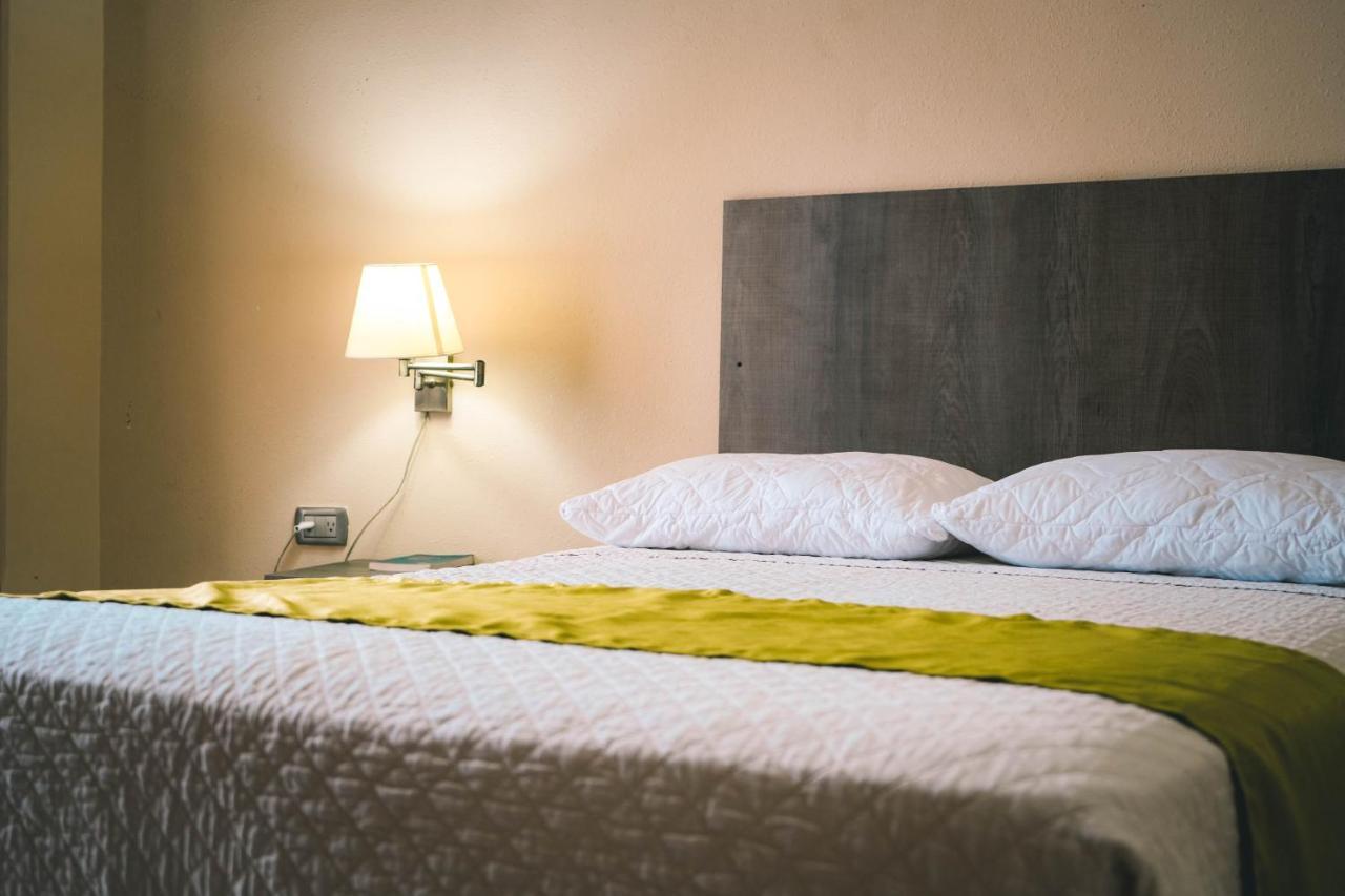 Hotel Manta Beach Madrigal Ngoại thất bức ảnh