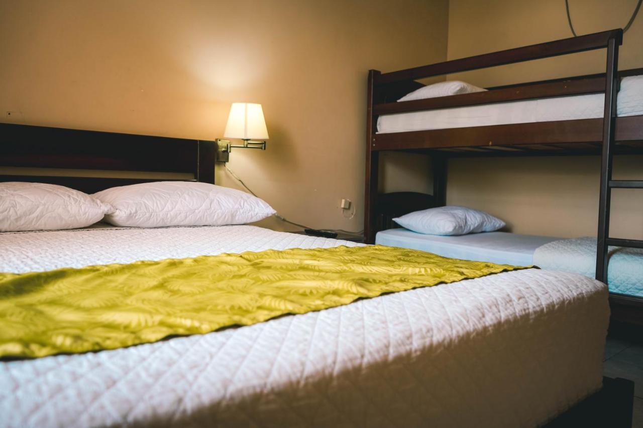 Hotel Manta Beach Madrigal Ngoại thất bức ảnh